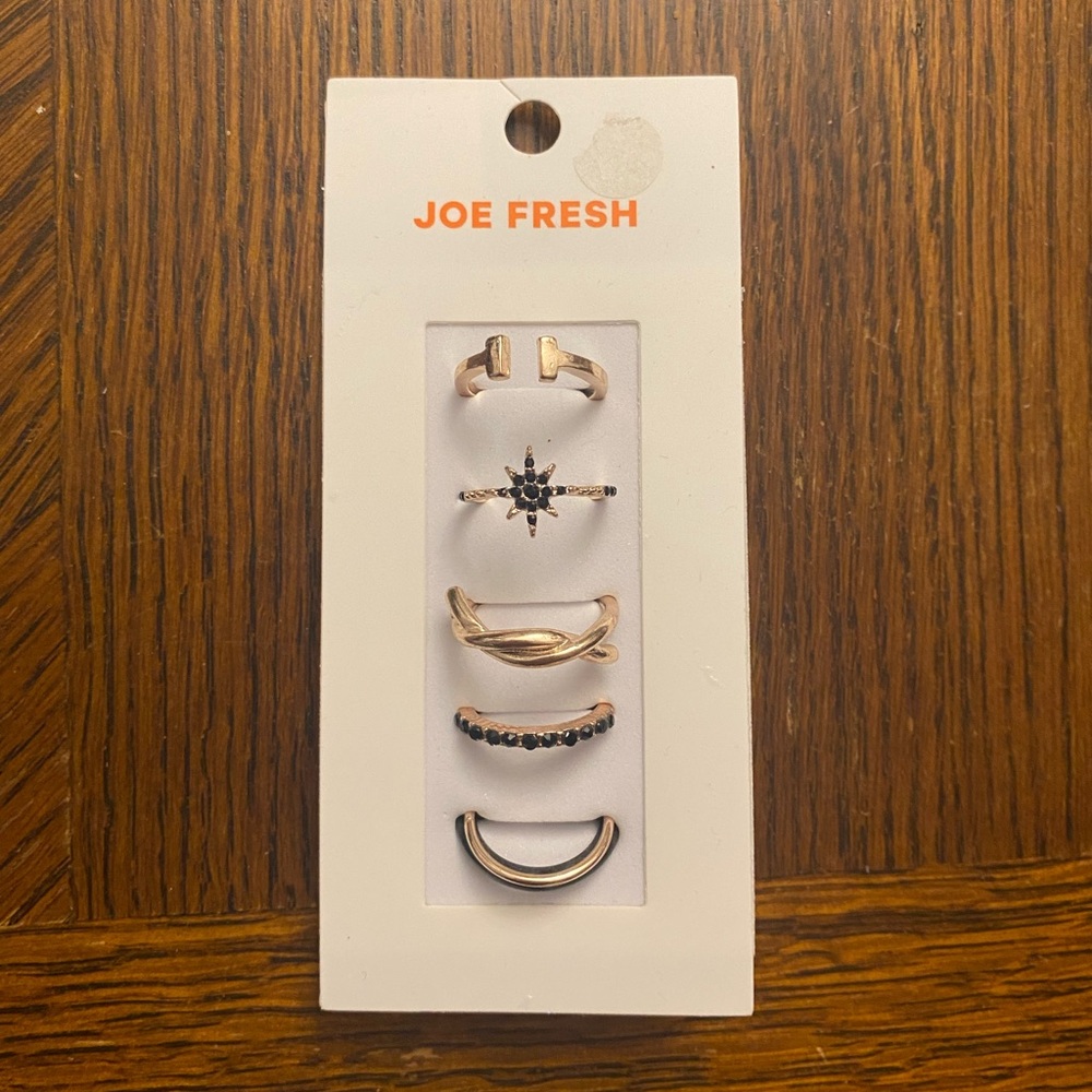 NWT Joe Fresh Gold & Black Ring Set - OS